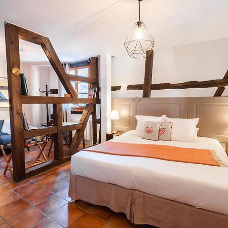 Les Suites - La Cour St Fulrad Saint-Hippolyte  Exterior foto